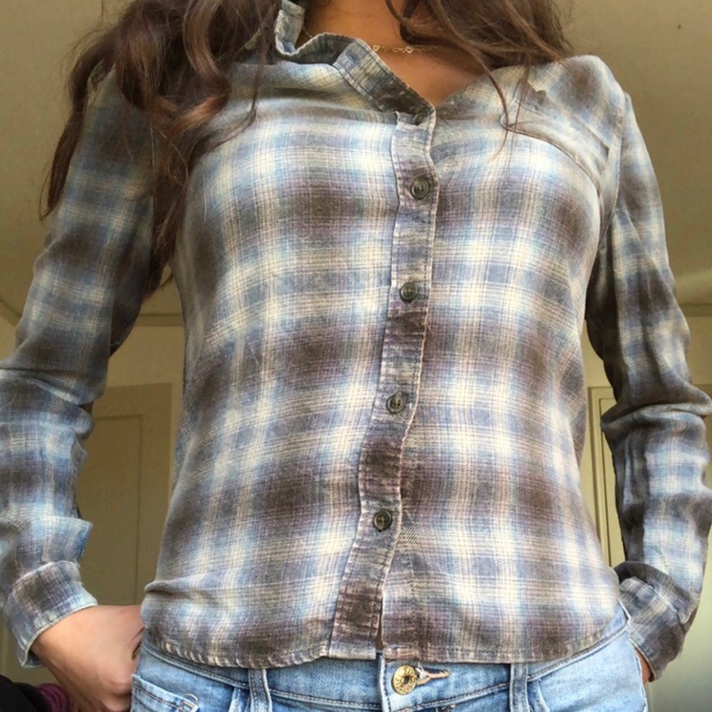 Soft plaid flannel with earthy tones! - Picture 2 of 2